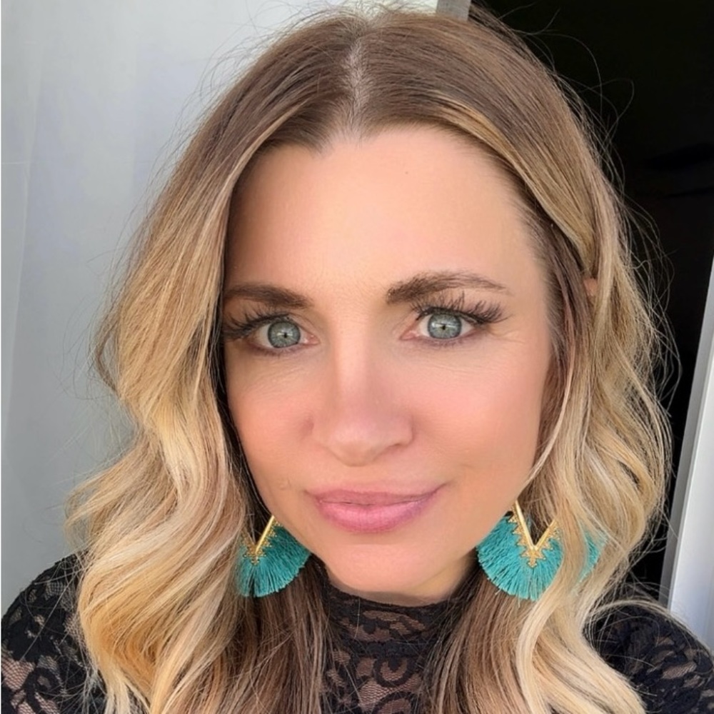 Meet your Posher, Nikki